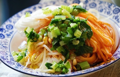 “食溯長安”西安首屆涼皮美食節開幕,看涼皮江湖,誰與爭鋒