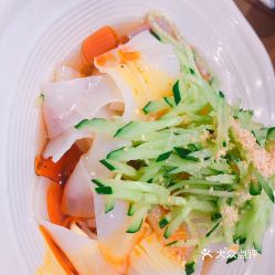 秦香閣維璟廣場(chǎng)店西安涼皮實(shí)拍與用戶評(píng)價(jià) 上海美食中的地道風(fēng)味